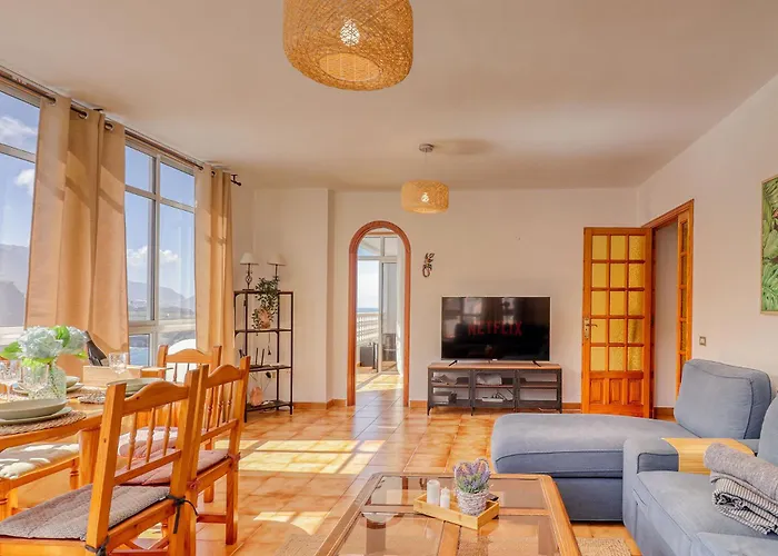 Oceanview Retreat 50m To With Sunset Terrace And Ensuite