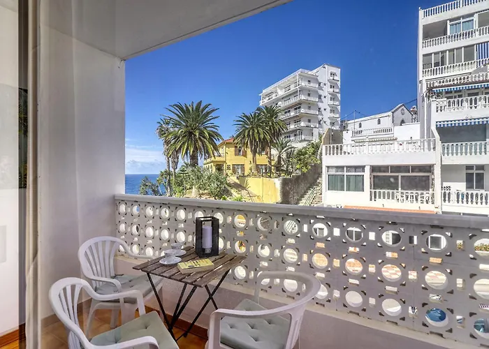 Apartment Oceanview Retreat 50m To With Sunset Terrace And Ensuite