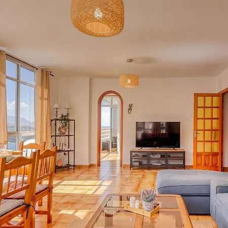 Oceanview Retreat 50m To With Sunset Terrace And Ensuite