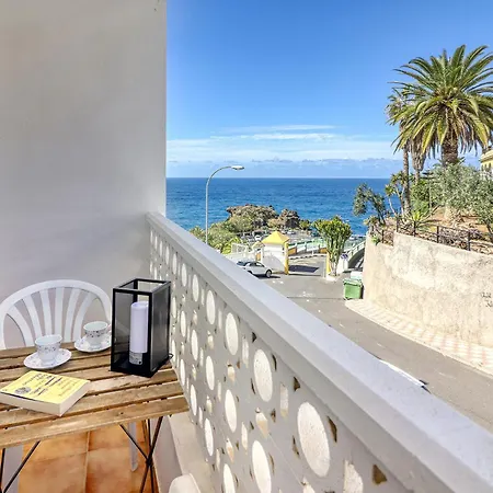 Oceanview Retreat 100m To With Sunset Terrace And Ensuite Lägenhet *
